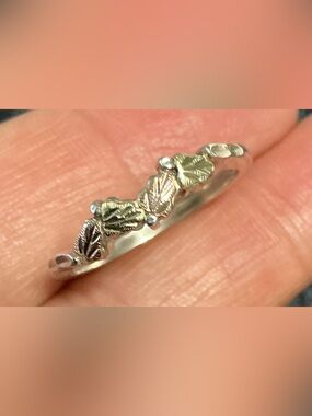 Black Hills Gold 925/ 12K Leaves Ring Size 8.5/9